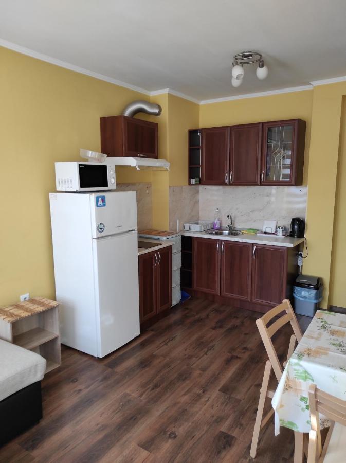 Apartment Natalia Бургас Экстерьер фото